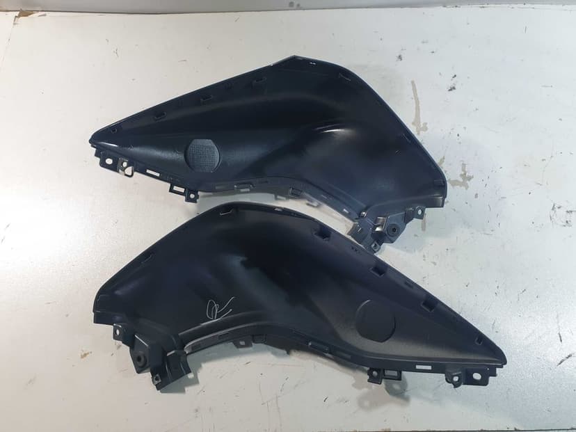 Yamaha MT 125 plastiki owiewki wypełnienie osłony wloty