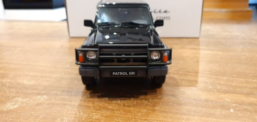 Nissan Patrol GR Y60 (1992) 1:18 Otto OT993