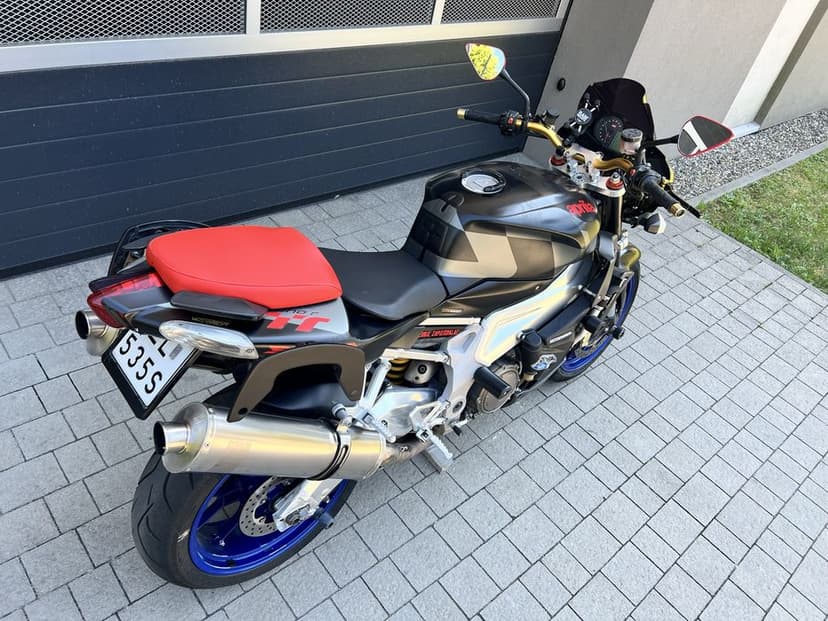 Aprilia  TUONO 1000 FV23%