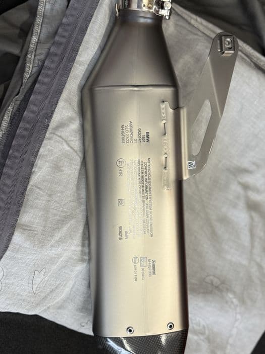 Tłumik s1000rr wydech AKRAPOVIČ  od 2019-26 akrap