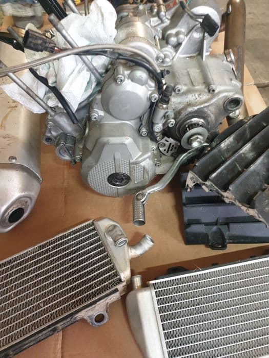 Czesci silnik elektryka ktm exc250f elektryka silnich tlumik chłodnice