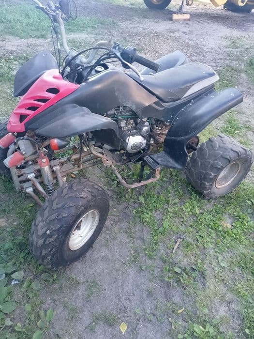 Quad cena za 2 szt plus skuter Peugeot
