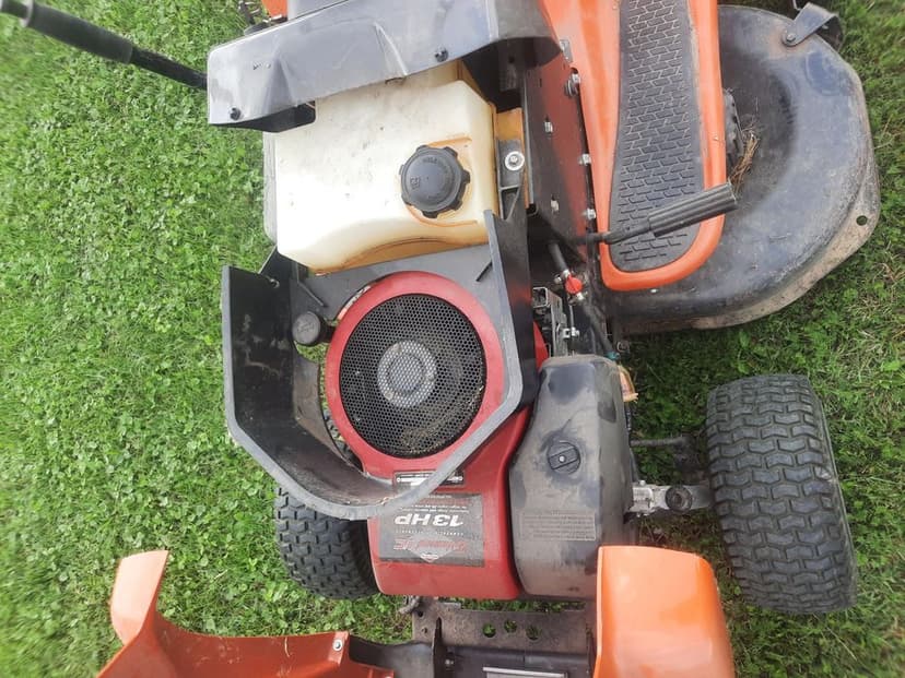 Kosiarka Traktorek Husqvarna YT 130