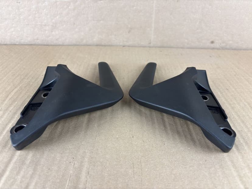 Ducati Monster 821 Rączki Rączka Prawa Lewa Uchwyty Uchwyt Pasażera