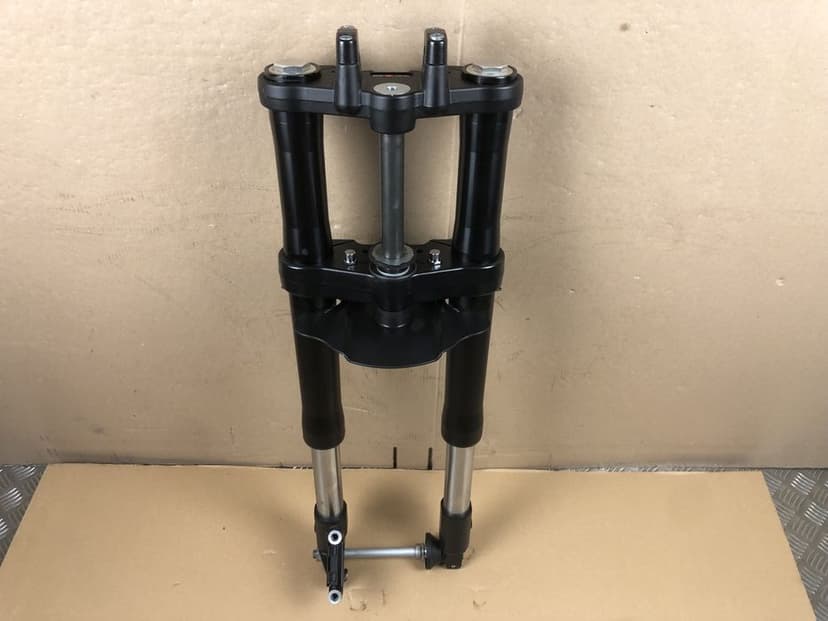 Aprilia Tuono 125 Lagi Zawieszenie Przód Laga Prawa Lewa Półki Ośka