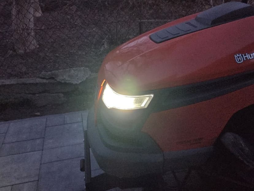 Traktorek kosiarka Husqvarna