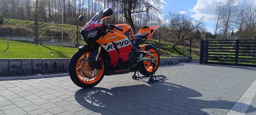 Honda CBR 600 RR Repsol Salon Polska Yoshimura Niski Przebieg Doinwestowany