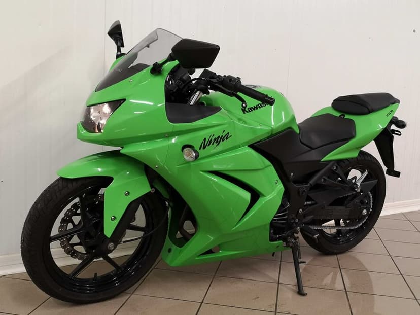 REZERWACJA Kawasaki  250 R  NINJA  Tylko 014000 km !!!