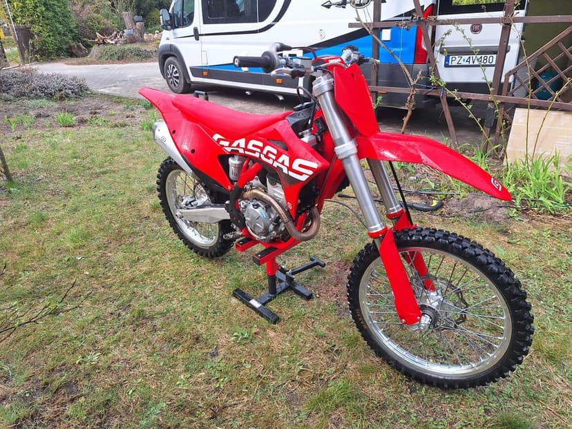 GasGas MC 250F dwie sztuki prawie nowe motocykle 12 i 20 motogodzin