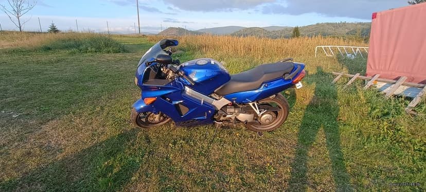 Honda vfr800fi, całość na części