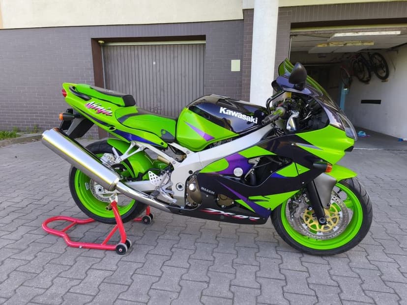 Kawasaki Ninja ZX9-R Stan Kolekcjonerski Pierwsza ręka MRA Bagster Pyramid
