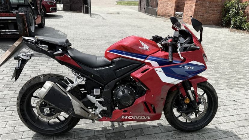 Honda CBR 500 RA ABS 2025 rok