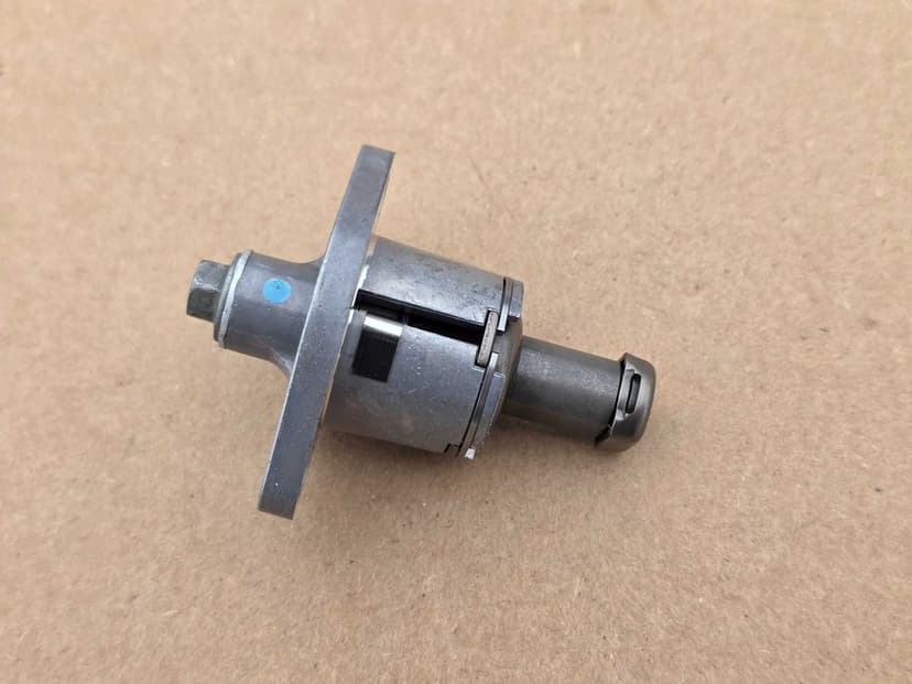 Napinacz łańcuszka rozdządu Honda CRF 450 r. 09-16 oem