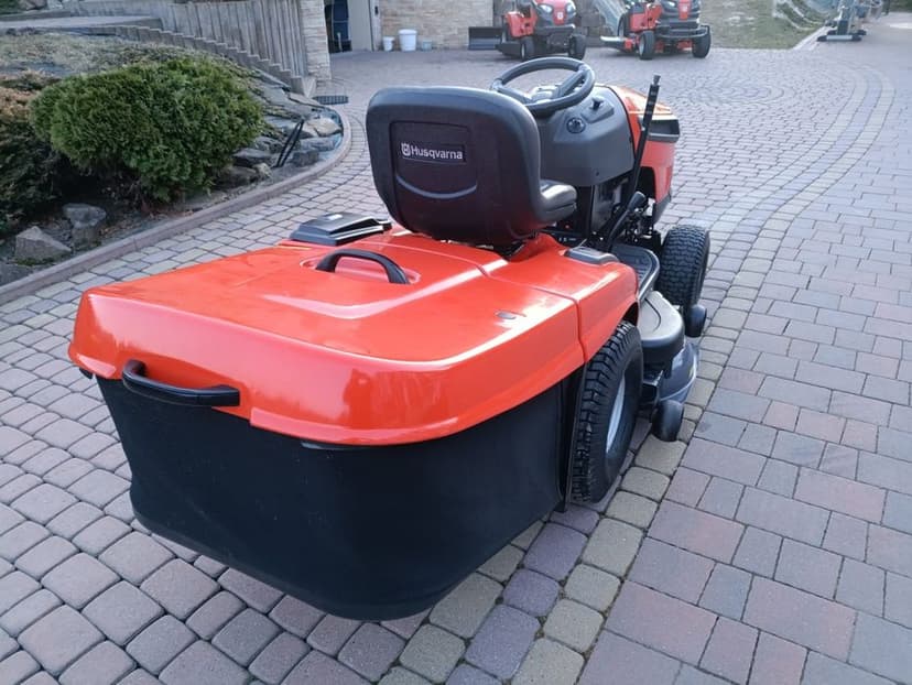 Traktorek kosiarka Husqvarna 22KM Kawasaki z Niemiec. Piękna kosz elektryczny, mulczer, 4x noże!!!