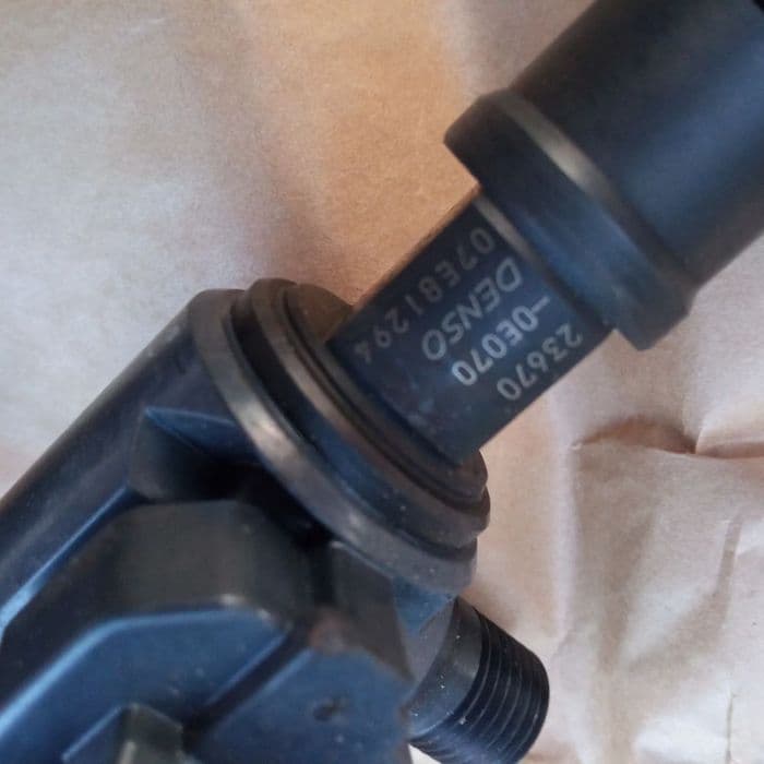 toyota hilux 2.4 wtryski d-4d  2021 rok