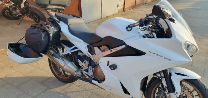 Honda vfr 800 rc79