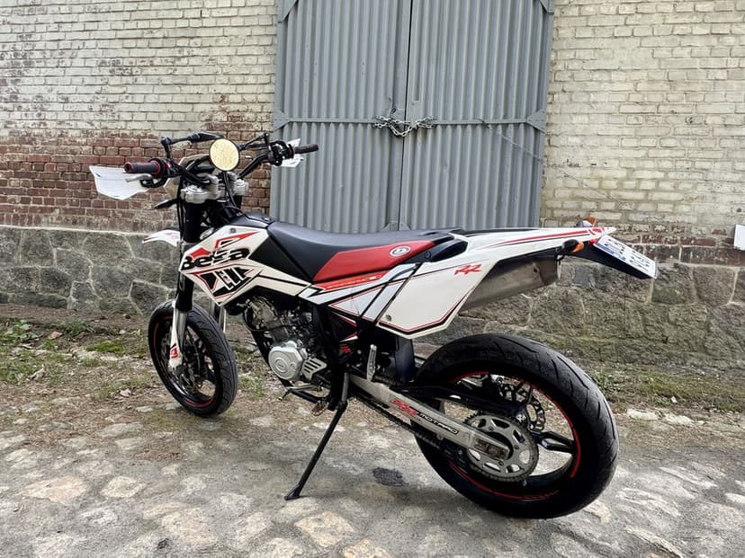 Beta RR 125 Lc 4T Supermoto 2015r Kat.A1/B Zarejestrowana  od 1 właściciela niski przebieg Super Stan Książka serwisowa