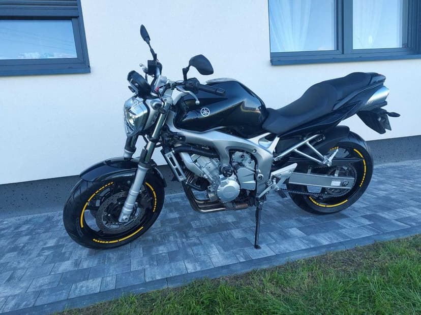 YAMAHA FZ6 78KM  Zarejestrowany  Nowe Opony Serwisowana ABS