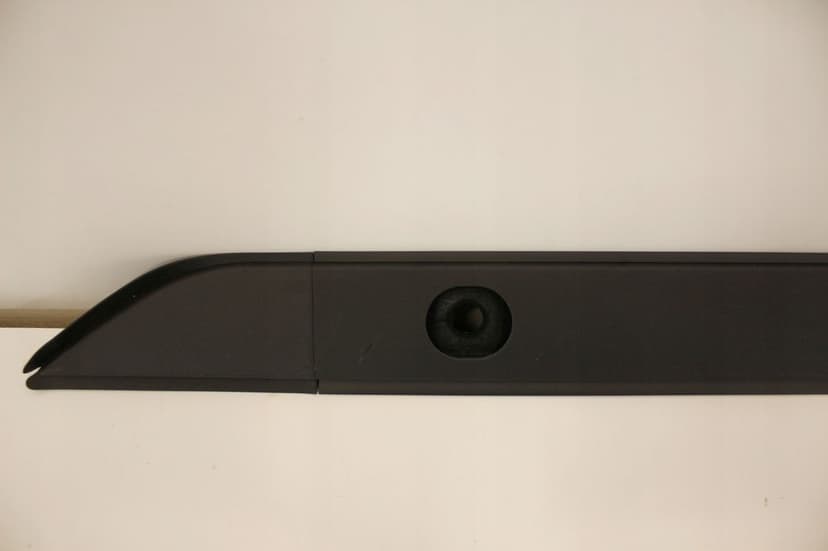 listwa dachu prawa land rover defender ii l663 l8b2-517c78-jc