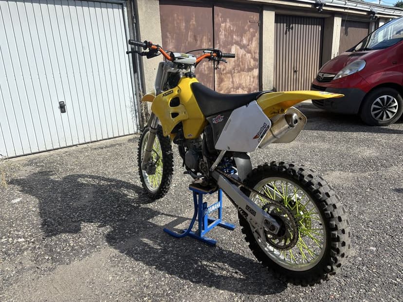 Suzuki rm125 z 2000r