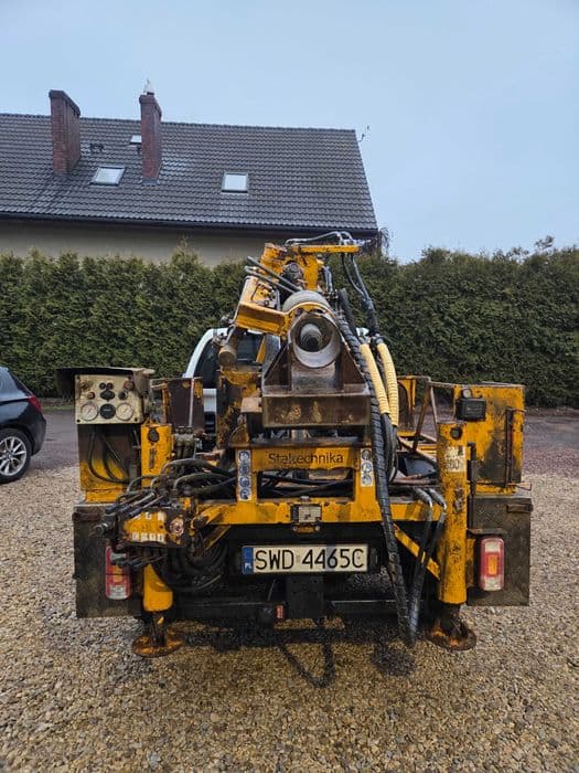 Wiertnica Staltechnika WSG-P z sondą SGB-50 na Nissan Navara