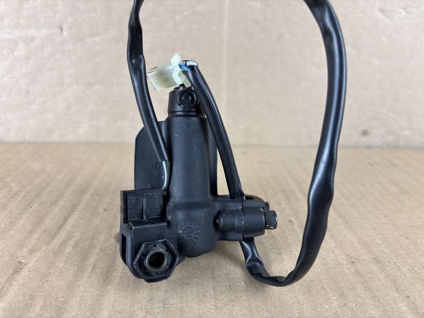 Ducati Monster 821 Pompa Hamulcowa Przód Przednia BREMBO