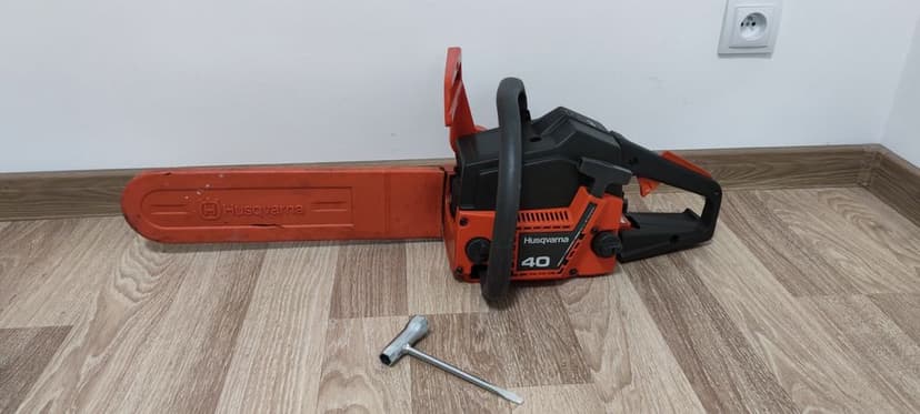 Husqvarna 40 piła spalinowa pilarka łańcuchowa Stihl Ms 230 231 / 251 jonsered
