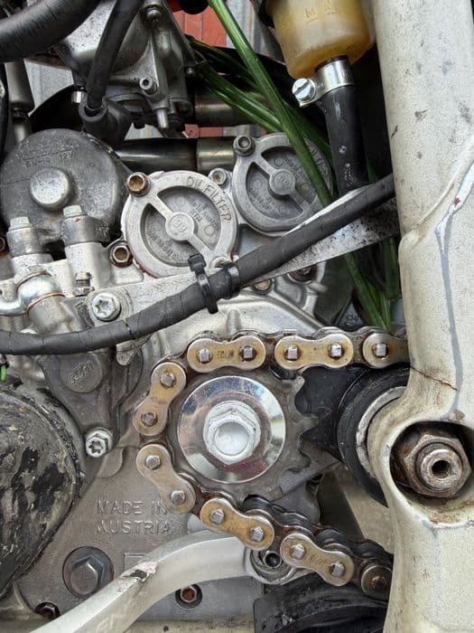 KTM EXC 525 po remoncie, mocno doinwestowany