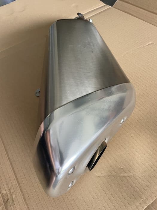 Wydech tłumik prawy Suzuki Hayabusa 2021