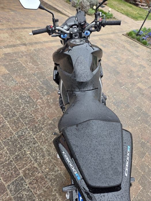 Sprzedam  Honda Cb1000r  2010r.