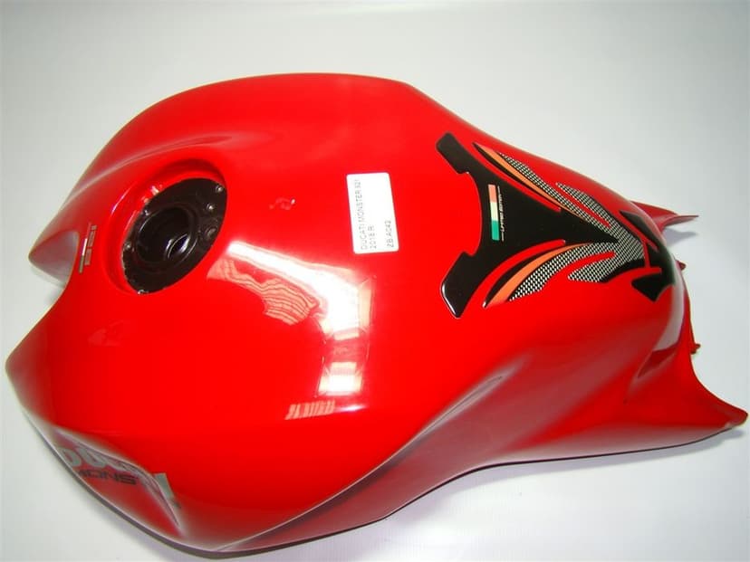 ZBIORNIK PALIWA BAK DUCATI MONSTER 821 2018R