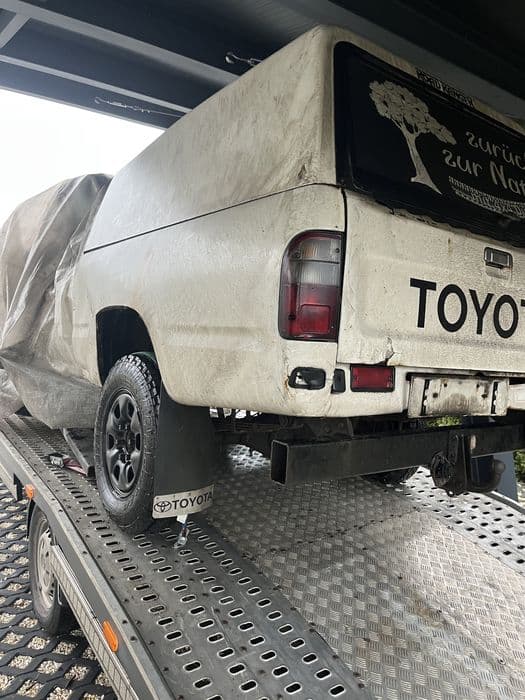 Toyota hilux 98-05 paka zabudowa komplet