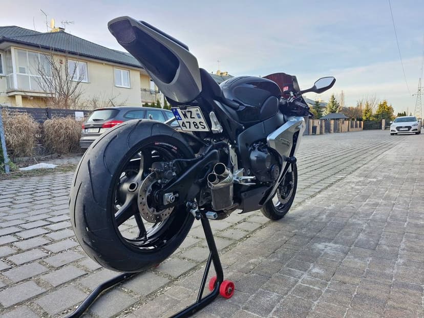 Honda CBR1000RR SC59 Evotech Yoshimura