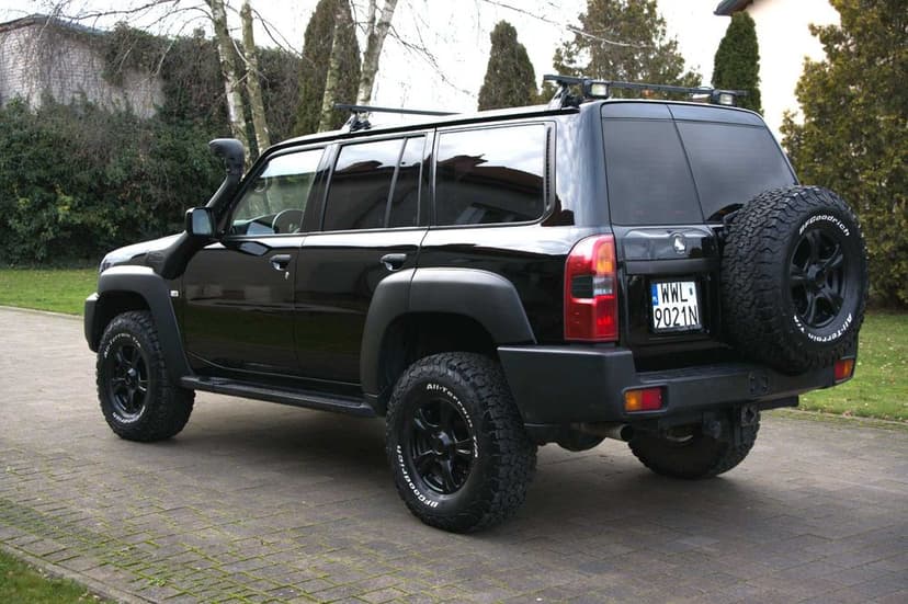 Nissan Patrol Y61 GU4