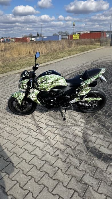 Kawasaki z750 Acrapovic A2