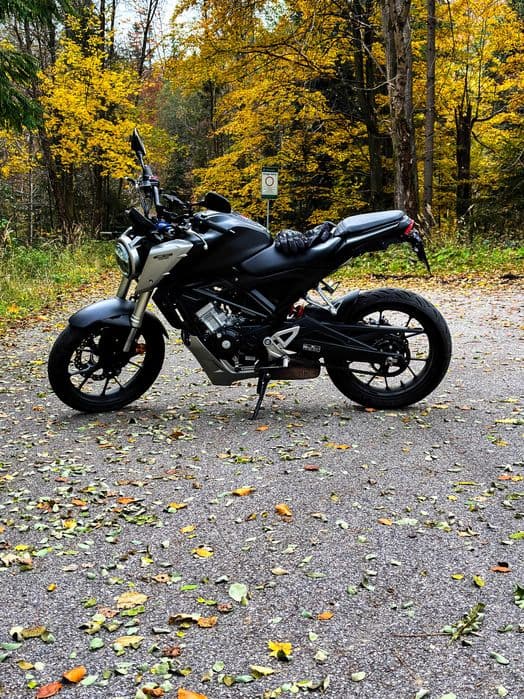 Honda CB125R 2018 Niski przebieg stan Bardzo Dobry Kat A1/B