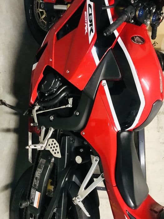Honda cbr600rr 2018r niski przebieg  gwarancja !