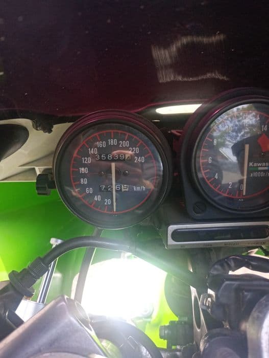 Kawasaki ZXR 400 Bardzo dobry stan strój pod malowanie Ninja