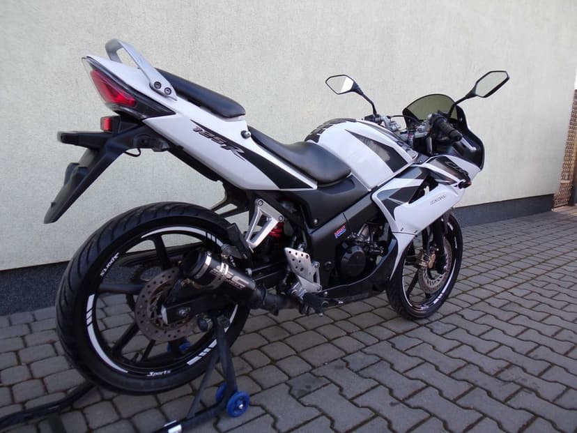 Sprzedam Honda CBR 125R