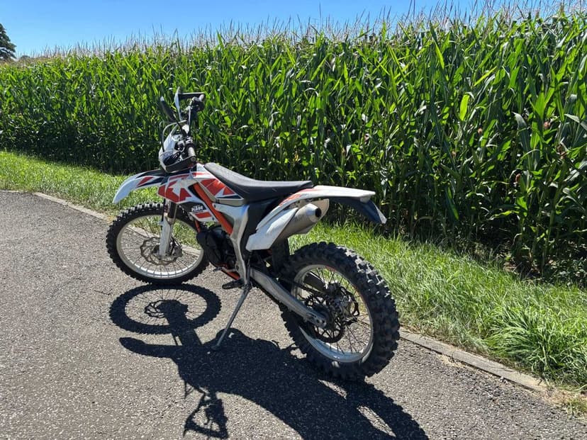 Motocykl Ktm Freeride 250r  2016