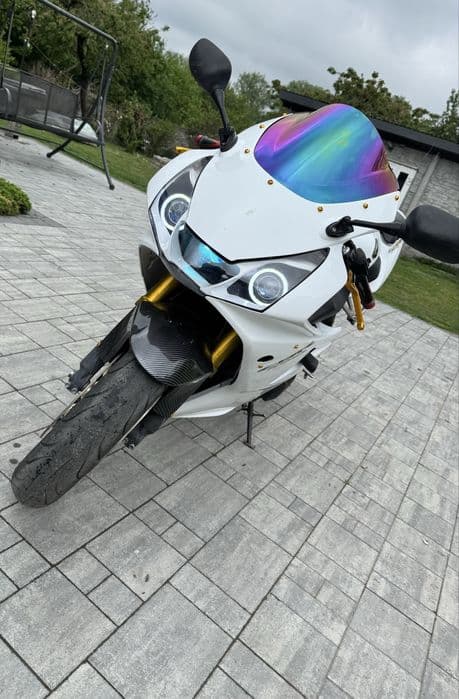 CBR 954rr fireblade