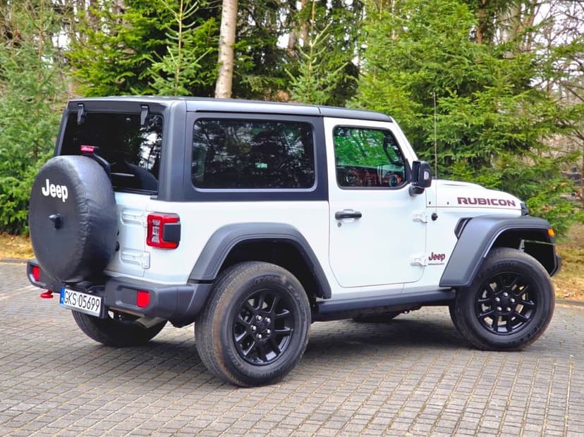 Jeep Wrangler Rubicon 2021 – perfekcyjny stan, niski przebieg, faktura VAT