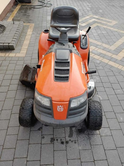 Kosiarka traktorek husqvarna