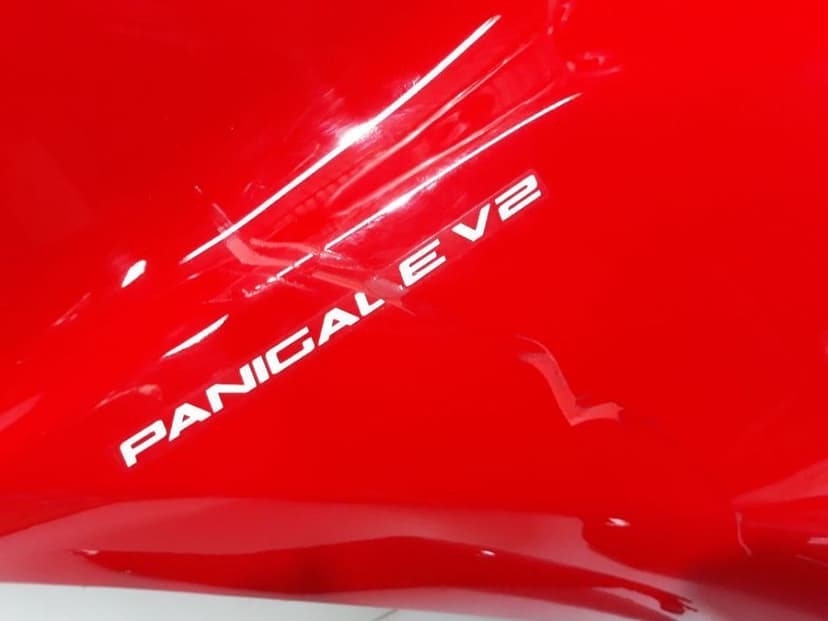 ducati panigale czasza czacha owiewka bok boczek ogon 2020