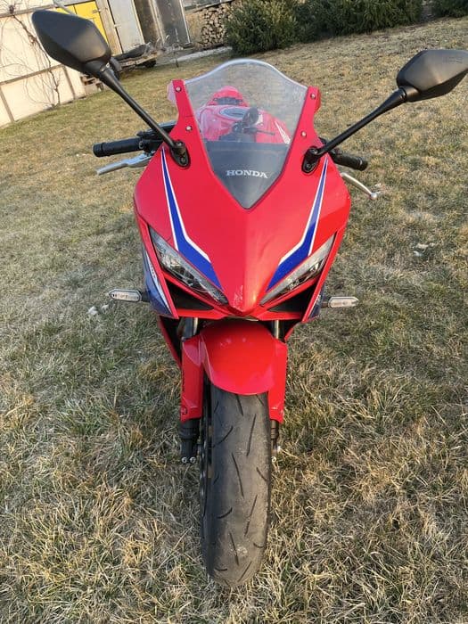 Honda CBR 650 R  E-Clutch 2024 rok Kat A