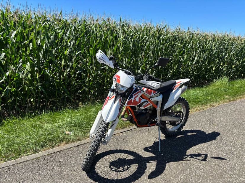 Motocykl Ktm Freeride 250r  2016