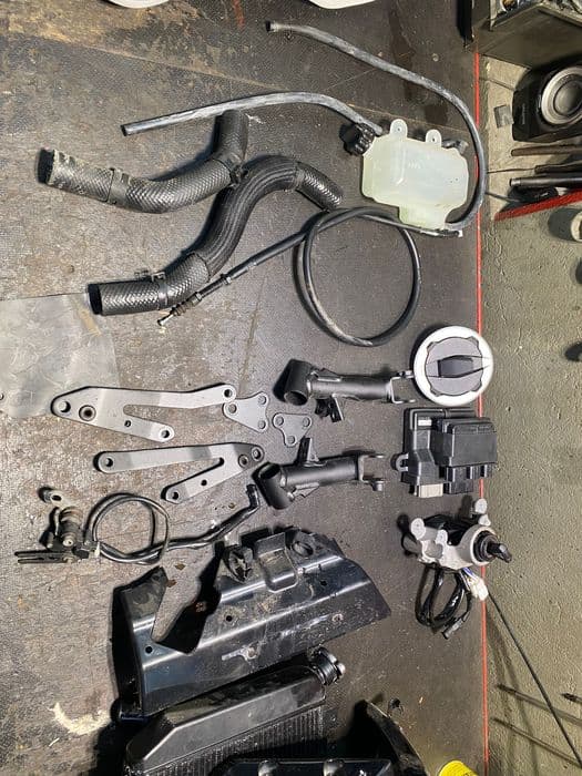 Części Kawasaki Z900 koła bak lagi półka