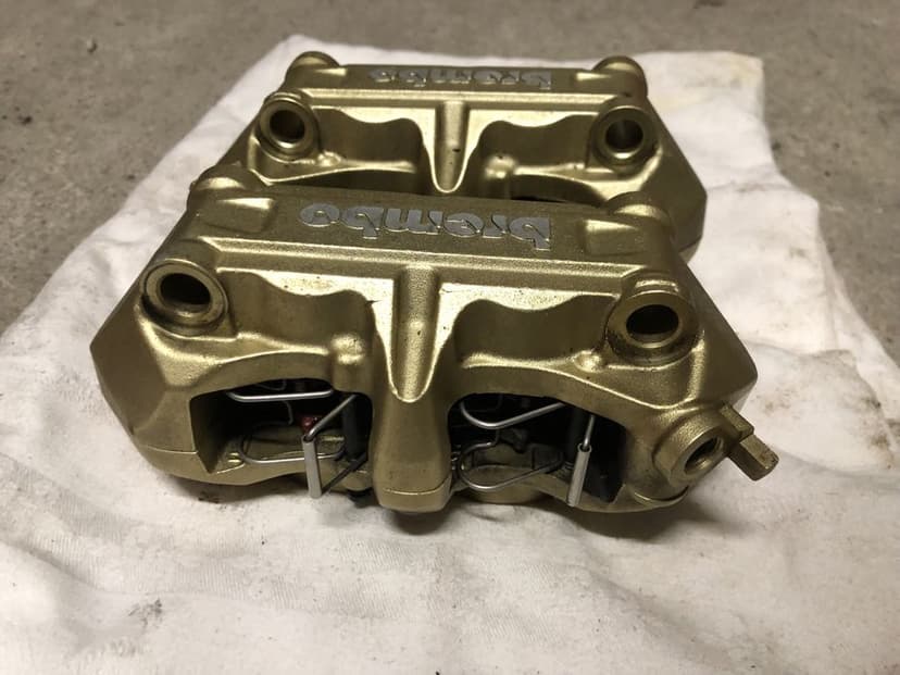 Bmw S1000rr Zaciski Hamulcowe Przód Brembo Złote Komplet S1000r