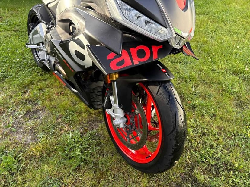 Aprilia RS 660 Skrzydełka Skrzydła Lotka Spojler Lotki Owiewka Przód