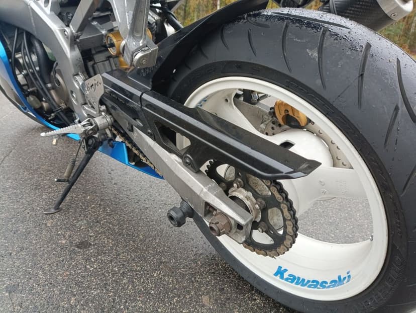 Kawasaki zx6r 636